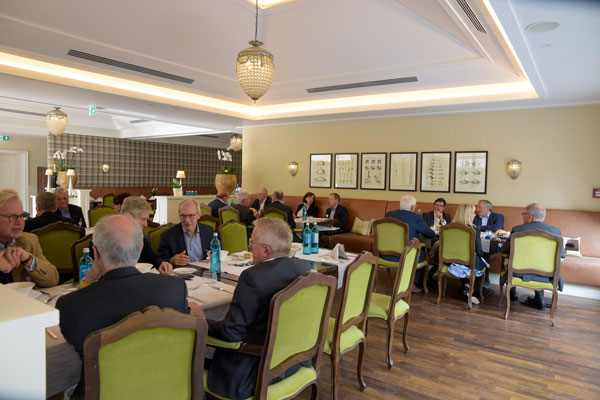 brainfleet-expertengespraeche-frankfurt-gravenbruch-restart-2021-Dinner-speech